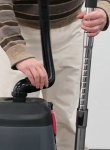 Conception ambidextre unique s'adaptant parfaitement aux opérateurs droitiers et gauchers.