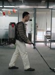 Liberté totale de mouvement dans les espaces encombrés et les bureaux.